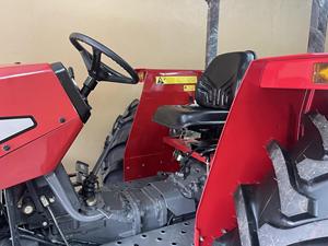 Massey Ferguson 385 Tracteurs d'occasion - Product Image 4