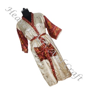KL018 2024 Haute Qualité Vintage Sari Kimono Longue Robe Femmes Soie Longue Veste pour Dames Sari Kimono Long Bohème D'été Kimono - Product Image 4