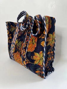 Vintage Velvet Kantha Quilted Lady Shoulder <b>Tote</b> <b>Bag</b> Canvas Lining <b>Zipper</b> Closure Lightweight Travel Shopping Autumnal Floral - Product Image 2