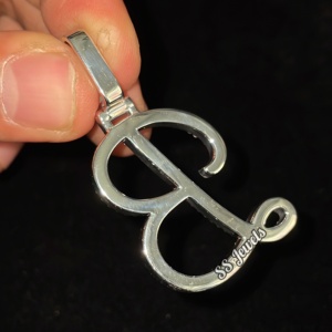 Collar con colgante de moissanita con nombre de Plata de Ley 925 sólida, chapado en oro blanco, letra de la A-Z, joyería helada personalizada para hombres y mujeres - Product Image 2