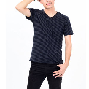 เสื้อยืดฟิตเนสแขนสั้นสีพื้นสำหรับผู้ชายมาใหม่เสื้อผ้าฟิตเนสคุณภาพระดับพรีเมี่ยมสำหรับฤดูร้อน - Product Image 4