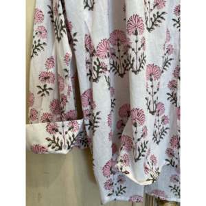 Blusa Floral de Lujo CHLOE para Mujer, Estampado Floral Pintado a Mano, 100% Lino, Disponible en Talla XL, Corta, para Primavera, Oficina, Fiesta - Product Image 4