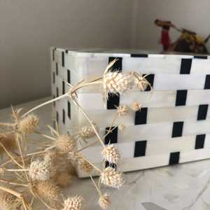 Caja de almacenamiento cuadrada con incrustaciones de hueso blanco y negro hecha a mano de lujo, organizador decorativo a cuadros para cajas de joyería para el hogar y la Oficina - Product Image 4