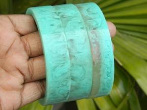 Colores 62mm interior patrón Irregular verde marrón resina acrílico brazaletes pulseras para mujeres mano en joyería de muñeca - Product Image 4