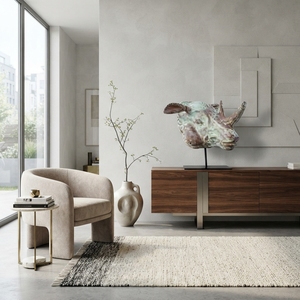 Sculpture de tête de rhinocéros en bois artisanal, sculptée en teck rustique, avec base en métal, pour décoration de table. - Product Image 2
