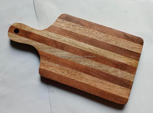 Planches à découper en résine époxy et noyer Planche à découper en bois d'olivier Vente en gros pour la cuisine hôtel restaurant par LUXURY CRAFTS - Product Image 2