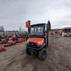 Véhicule utilitaire Kubota 4x4, moteur diesel, certifié CEE, blocage de différentiel pour les travaux lourds en extérieur, grande maniabilité, en stock - Product Image 3