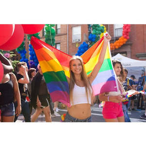 ชุดธงเกย์ไพรด์สีรุ้ง 2 ชิ้น ขนาด 3x5 ฟุต - ธงประดับงานพาเหรด LGBTQ ป้องกันการซีดจางจากแสงยูวี สำหรับใช้ภายในและภายนอกอาคาร (ธงไพรด์ 6 แถบ) - Product Image 1