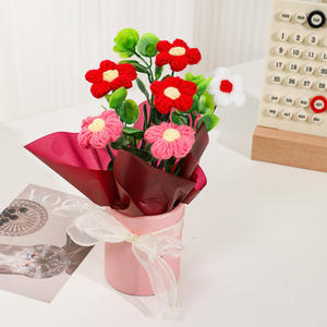 Bouquet de tournesols tricotés en gros pour la Fête des Femmes et la Fête des Mères, idéal pour les événements et cadeaux de Pâques - Product Image 4