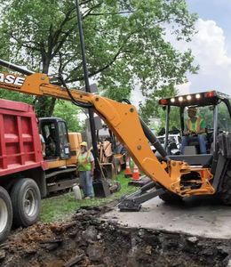 Kubota รถตัก580N ขนาดเล็กสำหรับกรณี, รถตักขนาดเล็กสำหรับรถแทรคเตอร์ขับเคลื่อนล้อหน้าและมอเตอร์หลักและปั๊ม - Product Image 3