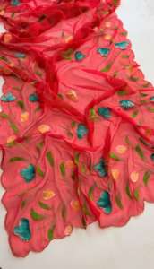 ผ้าซิ่นชีฟองไหมอินเดียสำหรับผู้หญิงแบบใหม่ งานปักลายดอกไม้และงานฝีมือ  มีสินค้าในสต็อก - Product Image 2