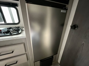 Used 2024 Keystone H-i-d-e-o-u-t 175B-H - Product Image 3