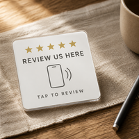 Autocollant carré en acrylique NFC personnalisable pour avis clients – Tap to Review pour comptoir de bar et zone d'accueil de café