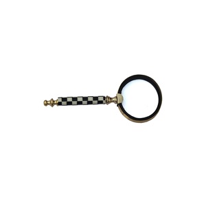 Loupe à main en laiton massif de style antique noir et blanc - Product Image 1