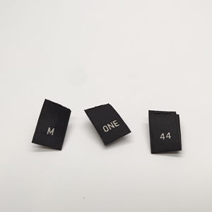 Proveedor de Hong Kong Etiqueta de tamaño tejido Densidad Damasco Etiqueta de ropa de costura para bebés Junior Adultos Ropa en muchos colores - Product Image 3