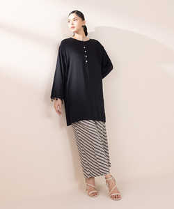 Robes d'été d'hiver Kurtis imprimées numériquement pour femmes dans la collection de vêtements indiens de style pakistanais - Product Image 2