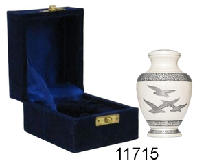 Urne souvenir en métal de petite taille Conception d'impressions cardinales pour les funérailles avec boîte en velours au prix le plus bas - Product Image 3