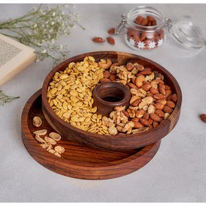 Plats décoratifs pour la maison plateau en bois poli Snack plateau de service écrou plat de service plateau de bonbons organisateur de cuisine en vente - Product Image 5