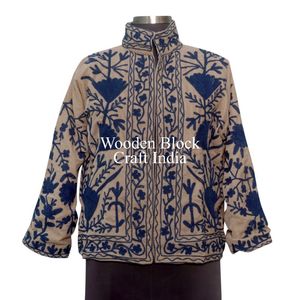 Veste matelassée élégante pour femme, en velours fait main, broderie exquise de style suzani, doublure en coton velours doux, rayée - Product Image 1