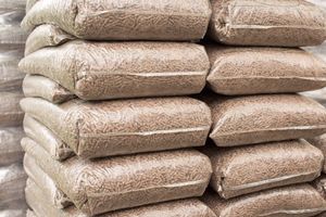 Granulés de bois de pin et de hêtre de qualité européenne DIN PLUS / ENplus-A1, granulés de bois de sapin et de chêne pour la distribution mondiale en Europe - Product Image 5