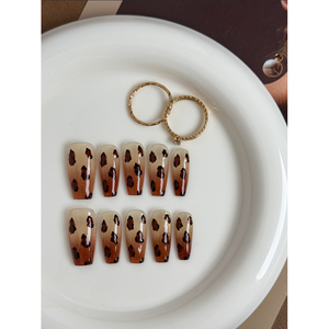 Faux ongles à presser Wild Fade couleur caramel - Product Image 4