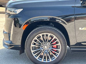 Cadi-llac Esc-alade-V standard 2023 - Product Image 5