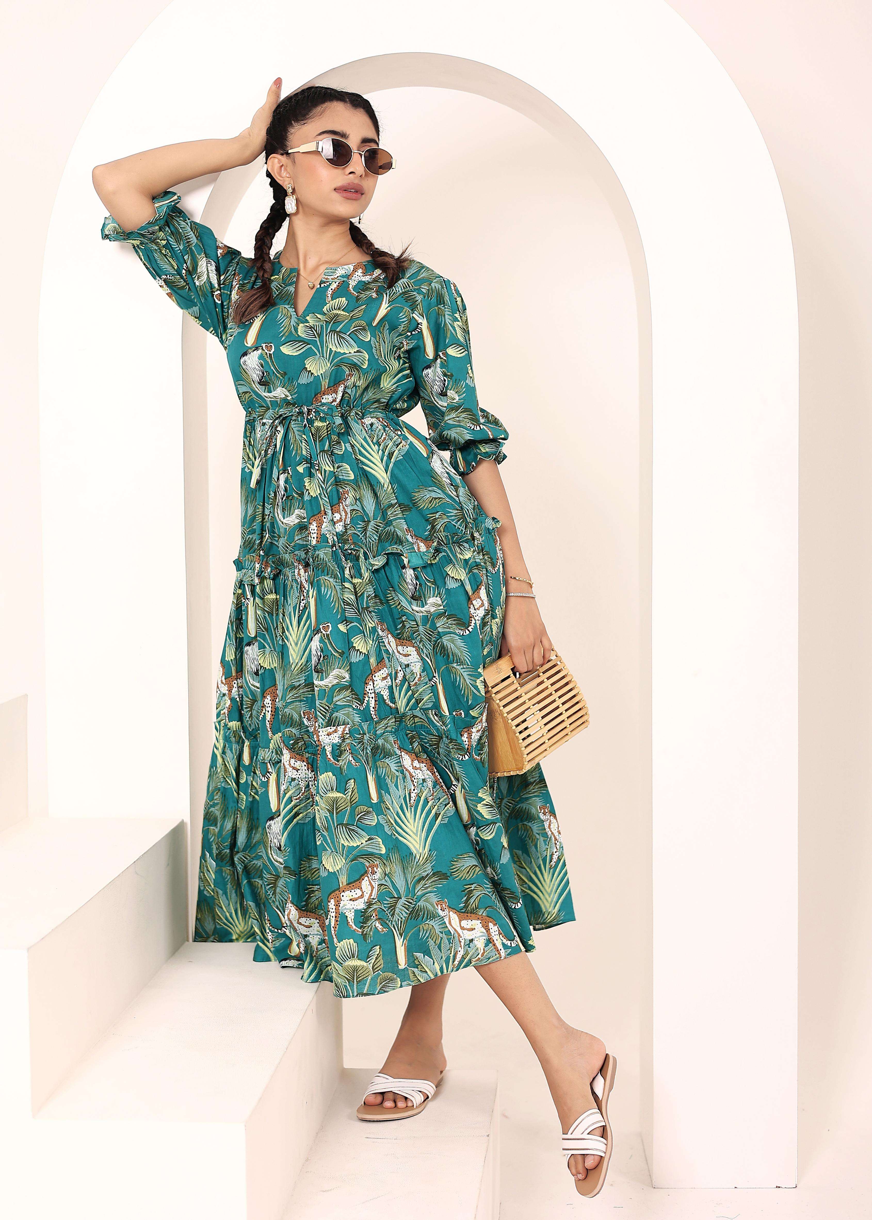 สีเขียว