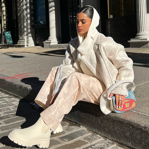 Premium élégant sweat à capuche pour femme en coton taille élastotique sans manches Logo personnalisé imprimé femmes sweat à capuche sans manches - Product Image 6