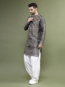 Nouveau designer indien et pakistanais vêtements ethniques pour hommes ensembles de pyjama Kurta pour mariage et festival porter au prix de gros - Product Image 5