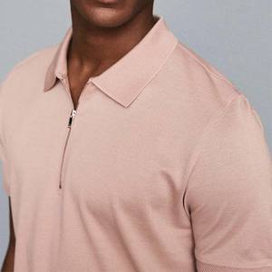 Chemises polo respirantes de couleur personnalisée pour hommes, fabricant de chemises polo à demi-zip en gros - Product Image 3