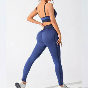 Vente à chaud de leggings de yoga pour femmes ensemble de vêtements de course de fitness sans couture taille élastique vêtements de sport leggings ensembles de yoga en gros - Product Image 3