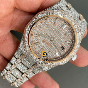 Pretty Lab Grown Watch mejorado con diamantes redondos de lujo brillantes y Baguette Cut VVs Clarity Diamonds para hombres - Product Image 2