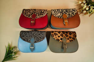 Nouveau design de sac à main en cuir recyclé de style occidental Sac à main multicolore Sac à bandoulière élégant à imprimé animal pour femmes - Product Image 3