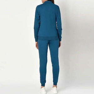 Conjunto Deportivo Informal con Capucha para Mujer, Talla Grande, Corte Regular, Estilo Casual, Estampado Urbano, 100% Algodón Grueso, Otoño 2026 - Product Image 4