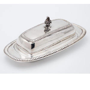 Contenedor para Mantequilla de Acero Inoxidable Ecológico Color Plata con Tapa Abatible, Empaquetado en Cartón para Uso en la Cocina y la Mesa - Product Image 1