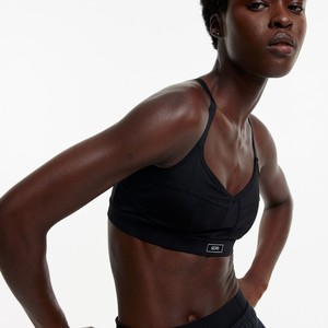 Sujetador deportivo para mujer hecho a medida, ligero y sin costuras, espalda cruzada, Top corto de gimnasio, sujetador acolchado de entrenamiento a la venta - Product Image 2