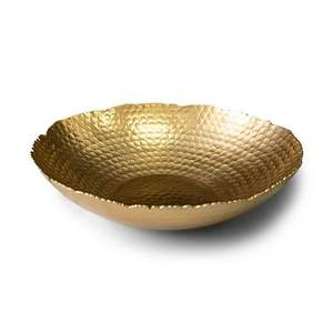 Fournisseur en gros de bols en laiton martelé de 14 pouces, fabriqués à la main, finition dorée, vaisselle décorative pour la maison, boîte Diwali, logo personnalisé - Product Image 4