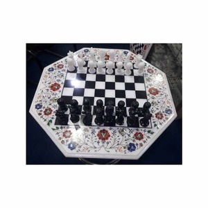 Jeu d'échecs en marbre indien avec pièces en pierre, plateau de jeu artisanal pour l'intérieur, style classique, sculpté à la main, incrustation de pierres précieuses multiples, cadeaux du Nouvel An - Product Image 2