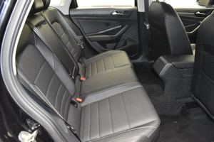 2024สำหรับ SE FWD เทอร์โบ R21พวงมาลัยซ้ายไฟภายในระยะทางต่ำราคามีในสต็อกพร้อมส่ง - Product Image 6