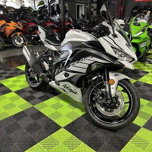 Offre incroyable - Nouvelles motos Kawasaki Ninja ZX-4RR (ABS) 2025 - Product Image 1