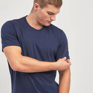 Camiseta de algodón suave para hombre, proveedor de ropa de calle moderna, traje de ajuste personalizado para viaje, salón, gimnasio, moda diaria, suministro a granel - Product Image 1