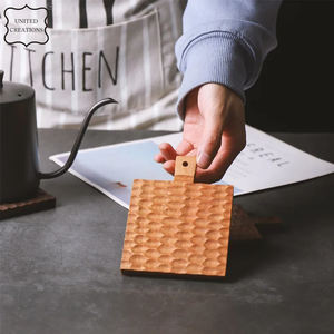 Vente en gros de sous-verres carrés en bois fins de style classique personnalisés Chêne naturel Hêtre Acacia Noyer pour thé Café Boisson Pot-Blanc uni - Product Image 4