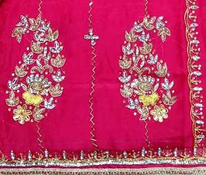 Costumes indiens brodés à la main non cousus de créateur moderne pour les femmes fêtes de style traditionnel protection solaire gratuite - Product Image 3