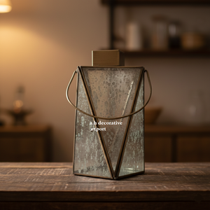 Farol Colgante con Marco Geométrico de Metal Bronce Cepillado, Diseño Moderno Ecológico Personalizado para Bodas/Fiestas/Navidad - Product Image 1