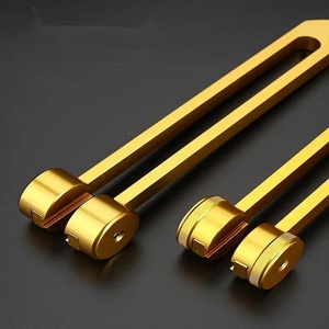 Tenedor de afinación médico de aleación de aluminio Rosa Surtechs, juego de curación con sonido de 128 Hz con bolsa individual, herramienta de terapia de Chakra - Product Image 4