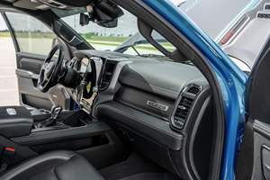 RAM 1500 TRX 2022 con Motor V8 Supercargado, Grupo de Equipamiento TRX Nivel 2 - Product Image 5