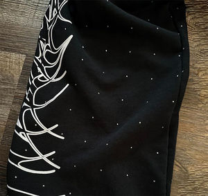 Pantalones de chándal teñidos lisos con estampado relajado de cintura alta personalizados para hombre con cremalleras de bolsillo Pantalones de chándal de golf Pantalones con diamantes de imitación - Product Image 5