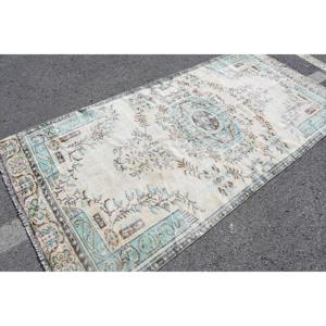 Tapis vintage, grand tapis turc de 4,4 x 9,2 pieds, tapis beige bleu à motifs floraux - Product Image 1