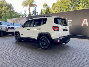 Auto Usado de Calidad a Precio Accesible, Jeep Renegade 2020 1.4 TJet Sport, Volante a la Derecha - Product Image 5