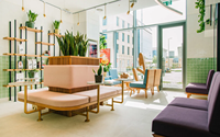 Ensemble de mobilier de style contemporain pour café et restaurant : table et chaises, et ensemble de banquettes rondes roses confortables pour restaurant commercial